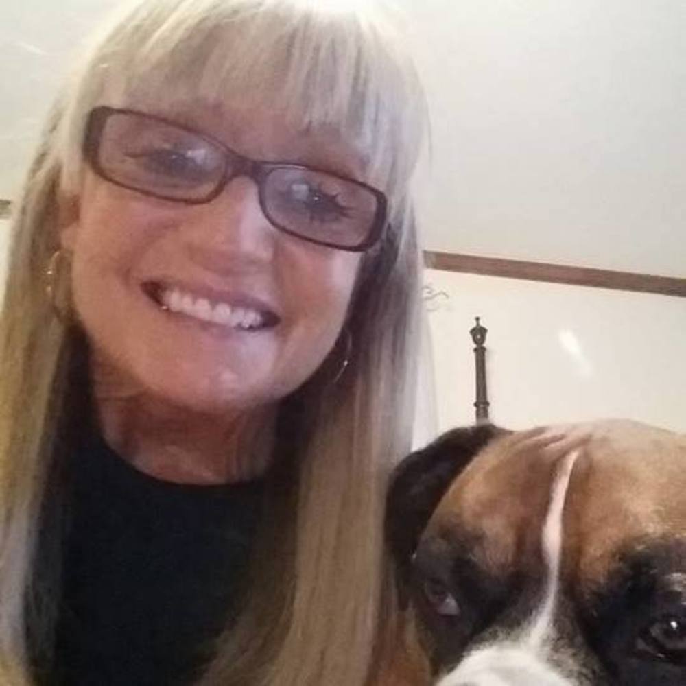 Meet your Posher, Leslie